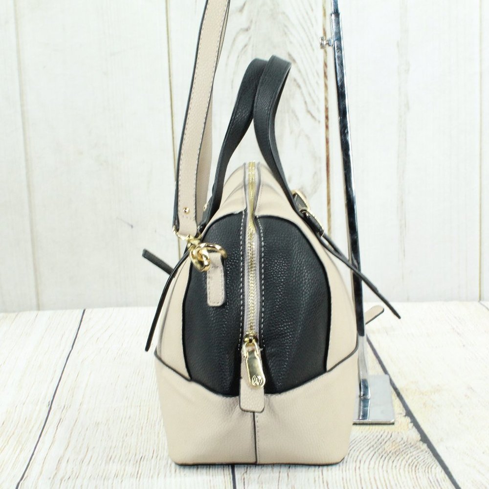 Adrienne Vittadini White Pebbled Leather Studded Lined Crossbody Tote Handbag - Picture 3 of 11